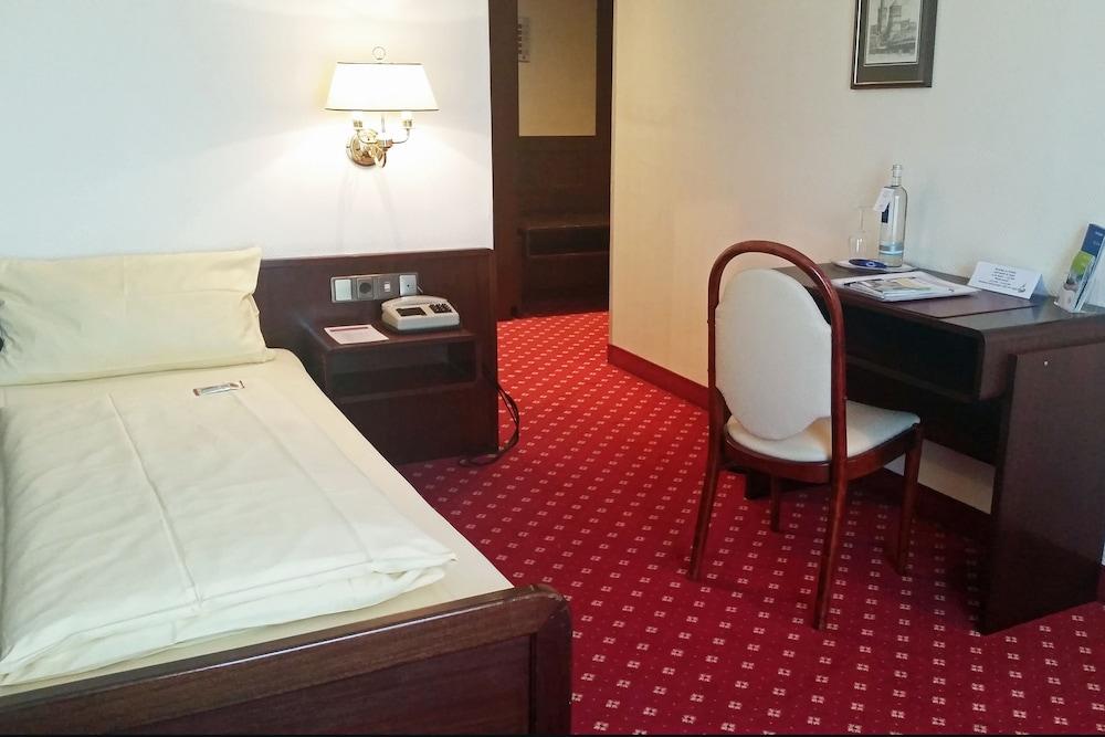 Hotel Haus Am Zoo Düsseldorf Kültér fotó